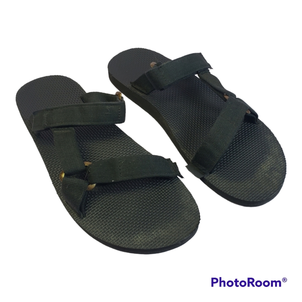 Men's Teva Sandals Size 12
